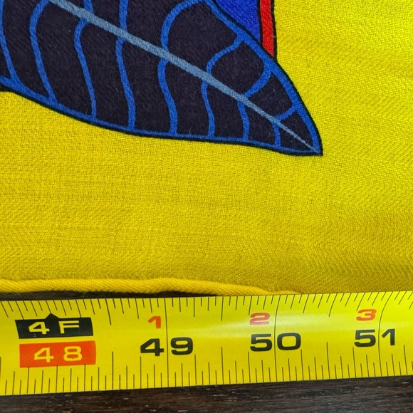 Hermes Shawl. New with tag in box. - Picture 9 of 14